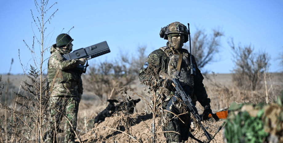 Según el departamento, el personal militar del grupo de ocupación abrió delibera...