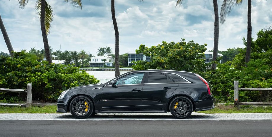 авто Николаса Кейджа, Cadillac CTS-V Wagon, Cadillac CTS-V, Cadillac CTS, универсал Cadillac, Николас Кейдж