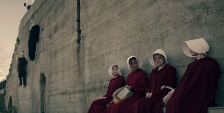 Фото: кадр из сериала "Рассказ служанки"