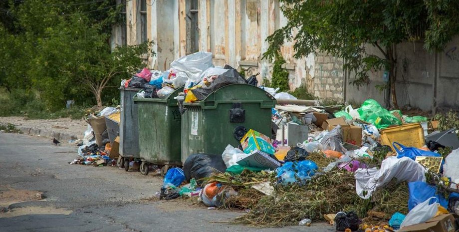 У Криму катастрофічна ситуація через сміття