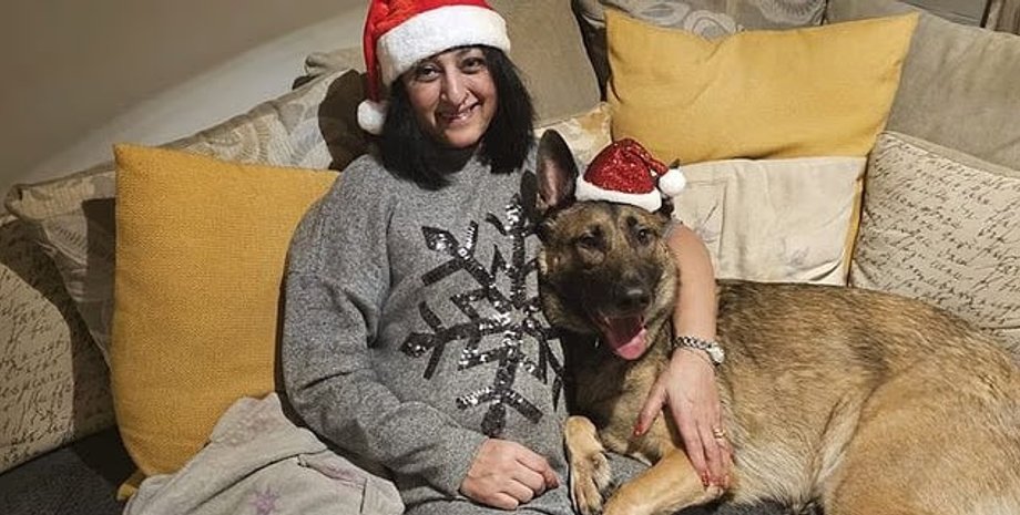 Жінка втратила всі кінцівки після того, як важкий сепсис різко ускладнив її стан і призвів до шести зупинок серця.