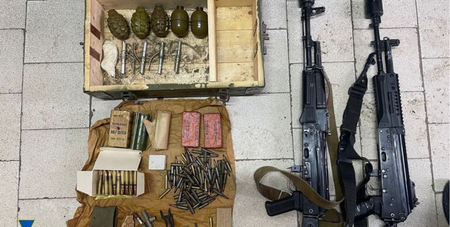 Оружие Война, оружие, незаконная торговля оружием