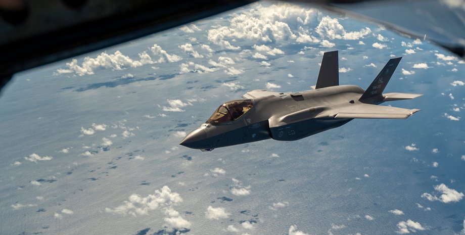 Винищувач F-35