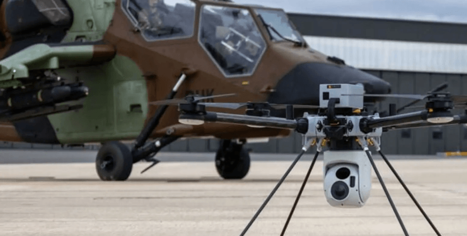 дрон лазерна указка наведення на цілі