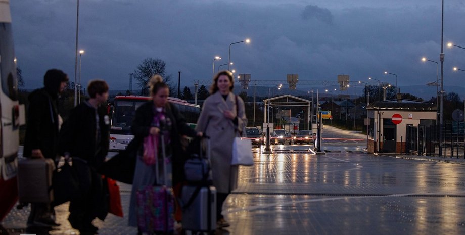 Украинцы застряли на границе