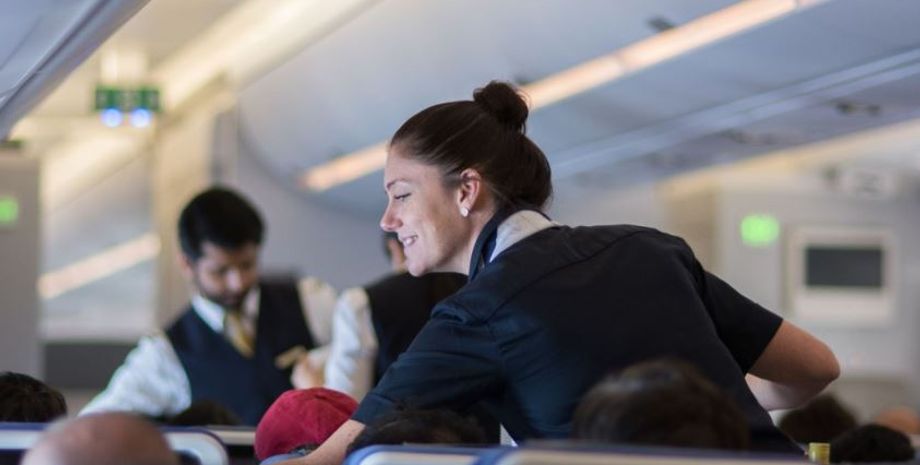 Стюардесса