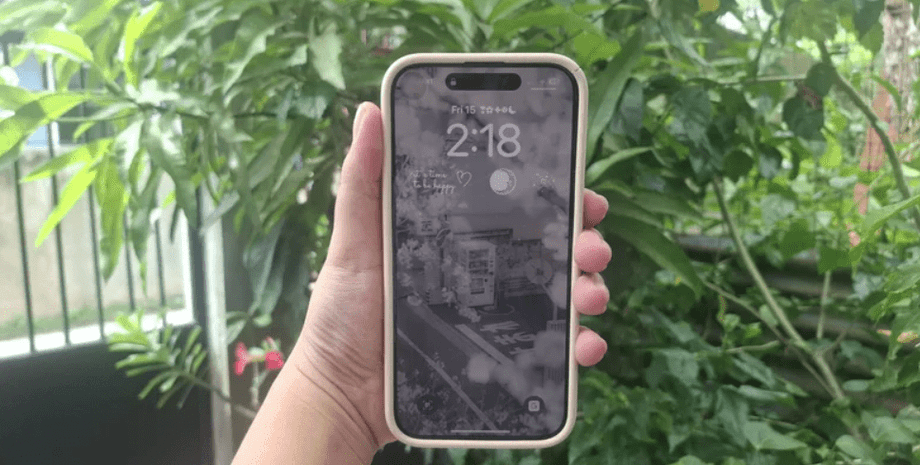 iPhone настройки режим оттенков серого