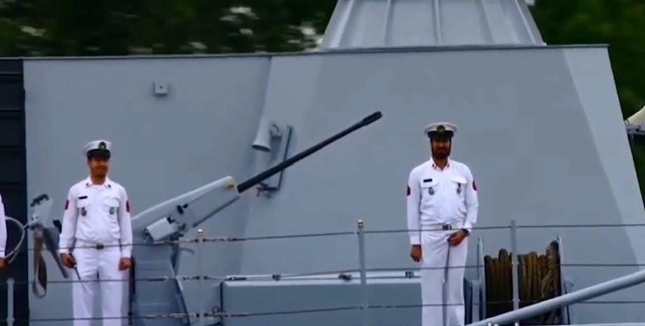 Владимир Путин, президент РФ Владимир Путин, Владимир Путин на параде ВМФ