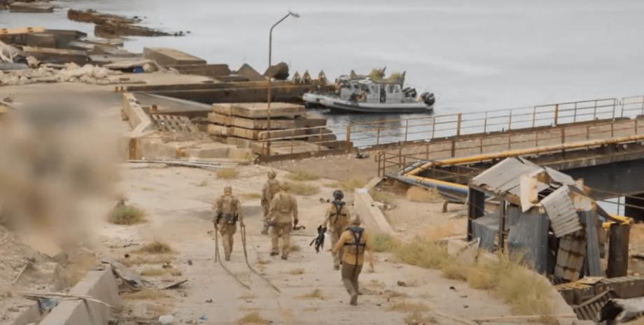 остров змеиный остров змеиный, журналисты на змеином, съемочная группа, змеиный