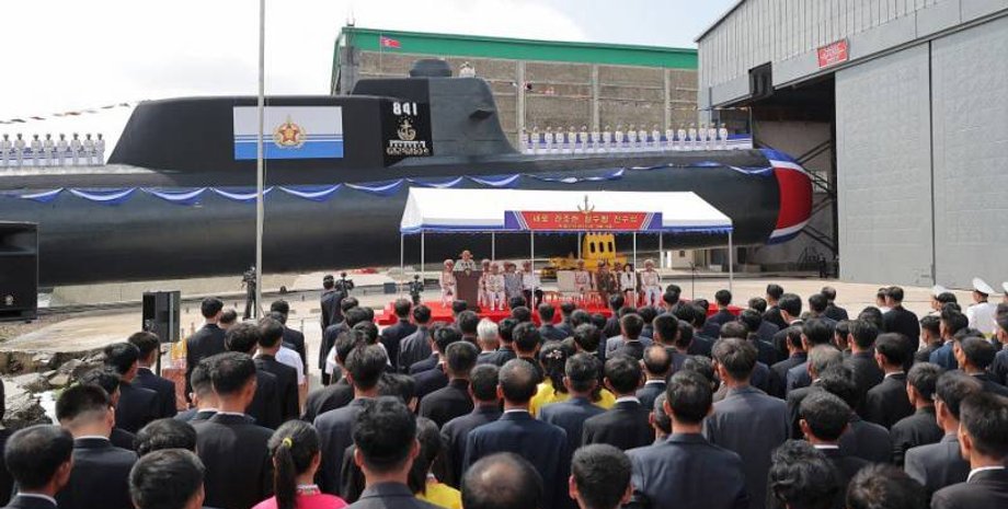 підводний човен КНДР
