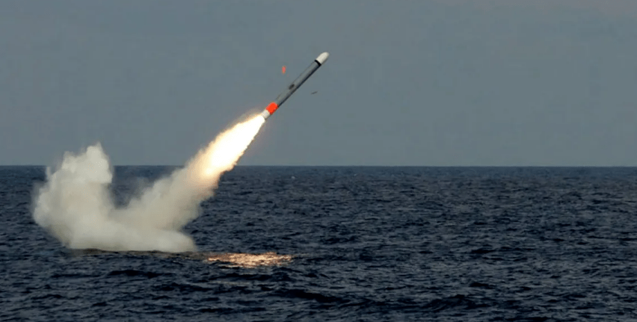 ракета, запуск ракети, ракета з моря, балістична ракета, ракети залп, ракетний удар, ракетний обстріл