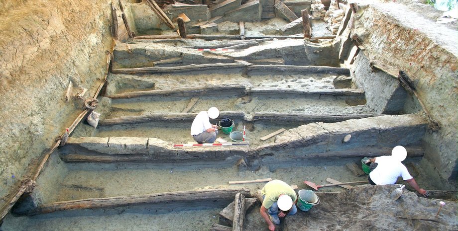 жертвенные подношения, бассейн, италия