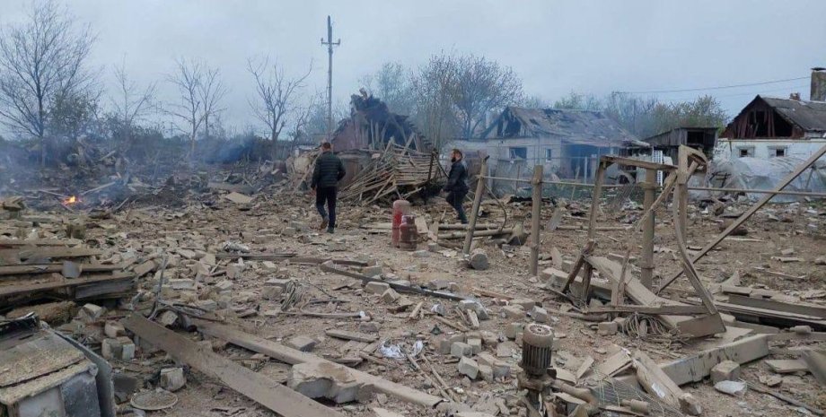 В Павлограді понівечено 19 багатоповерхівок та 25 приватних будинків. новини павлограда. новини дніпра, ракетний обстріл павлоград 1 травня