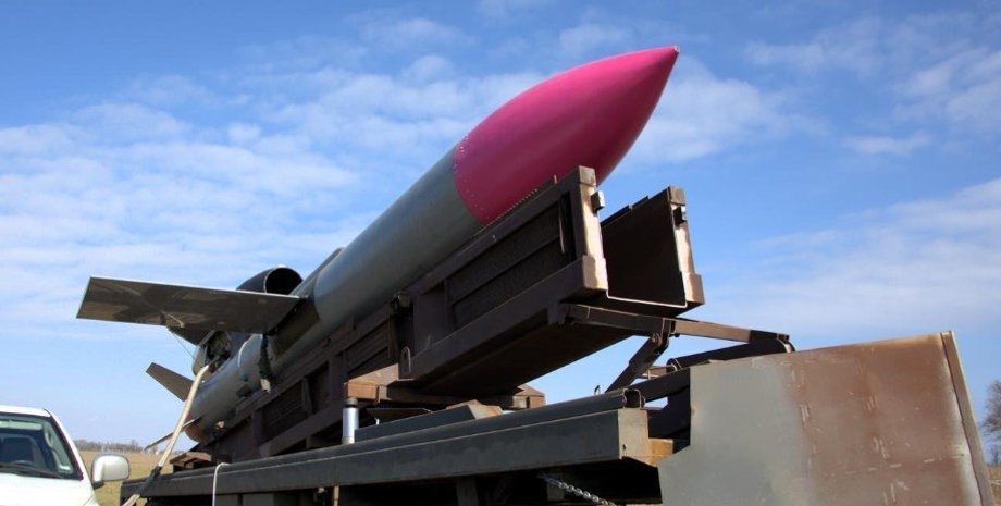 Ракета "Фламінго" Ракета "Фламінго" на пусковій установці