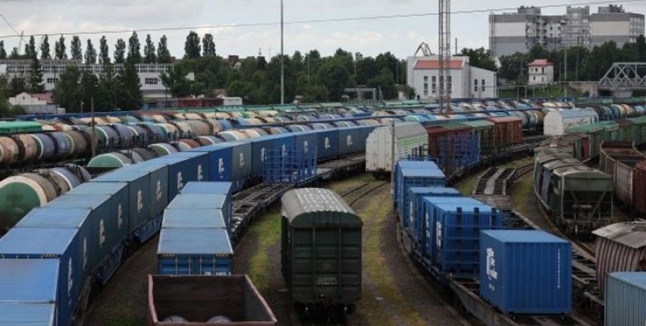 вокзал, товарные поезда