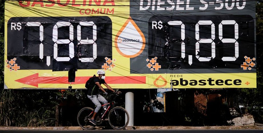 Стоимость топлива в Бразилии, Бразилия купит дизтопливо в России, обход санкций