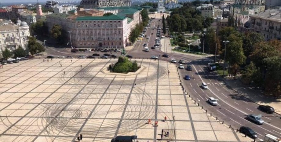 Дрифт на Софиевской площади, дрифтеры