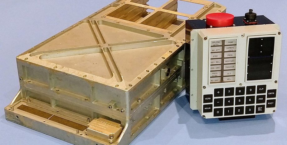 компьютер, клавиатура, миссия Аполлон