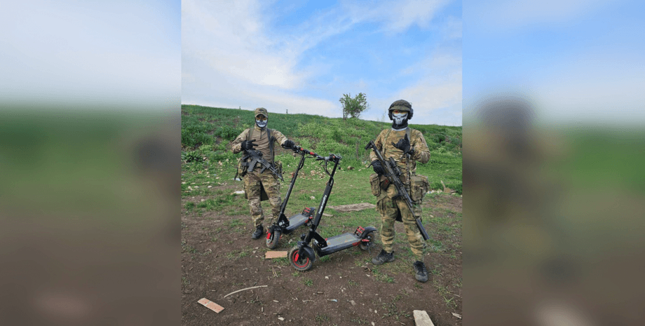 Изображение ВС РФ с электросамокатами
