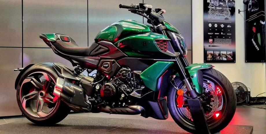 Ducati Diavel, Ducati Diavel V4, Ducati Diavel for Bentley