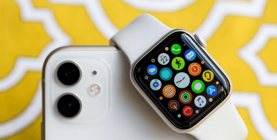 как зарядить Apple Watch от iPhone