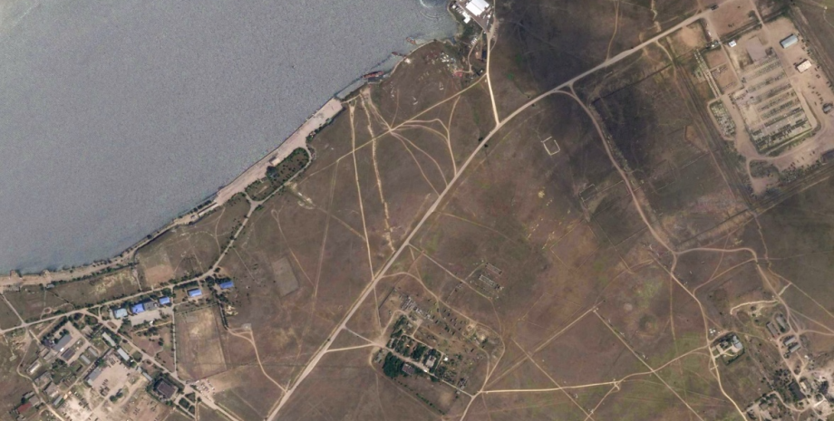 Донузлав, Крым, ВС РФ, военная база, спутниковый снимок