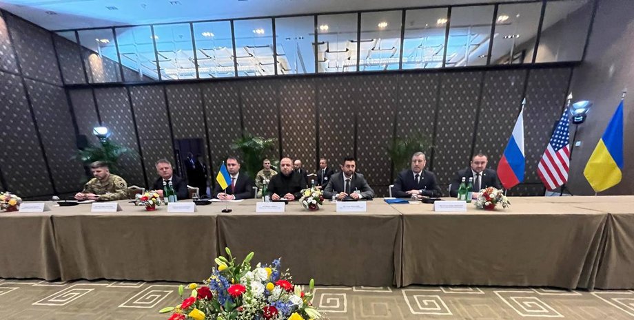 Другий день мирних переговорів у Женеві: Вашингтон тисне на Київ