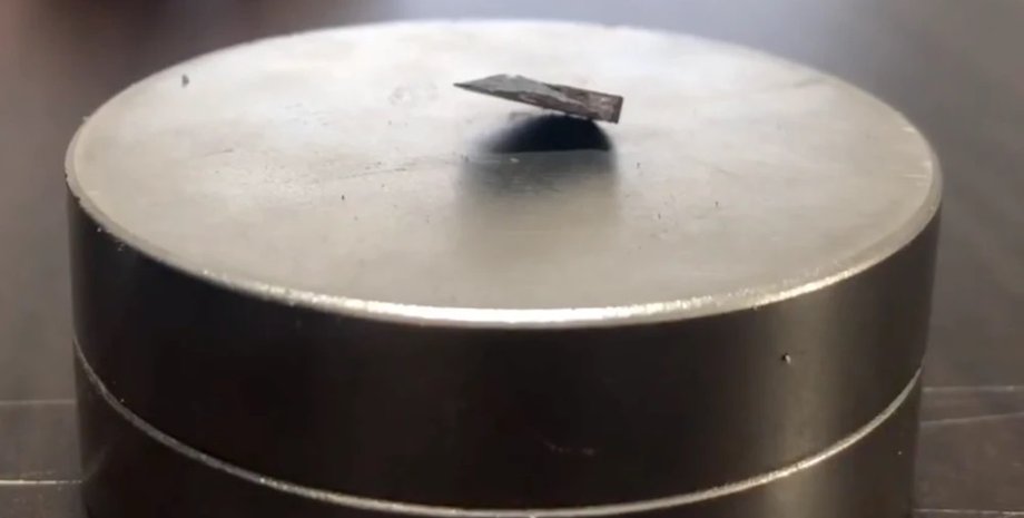 Сверхпроводник LK-99