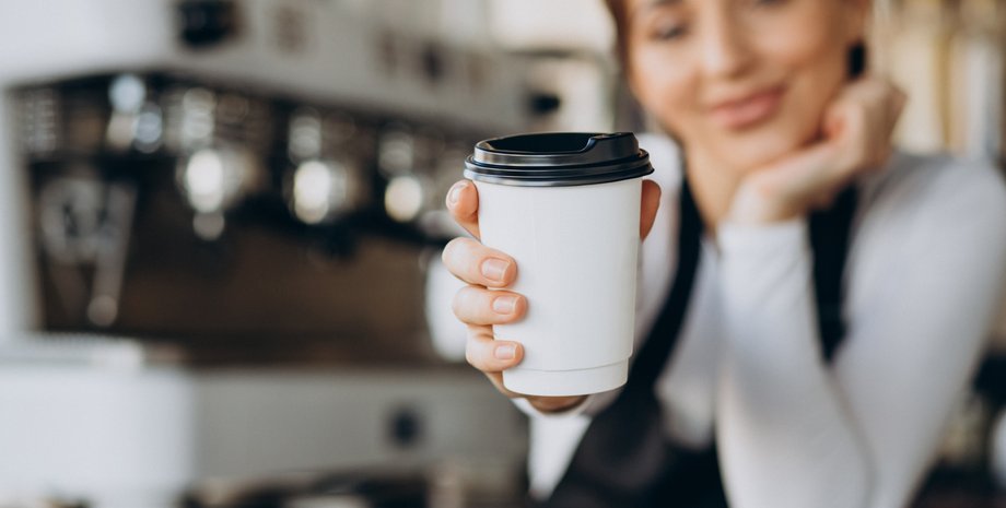 Жінка постійно крала дорогу каву в колеги на роботі: вона вирішила провчити нахабку