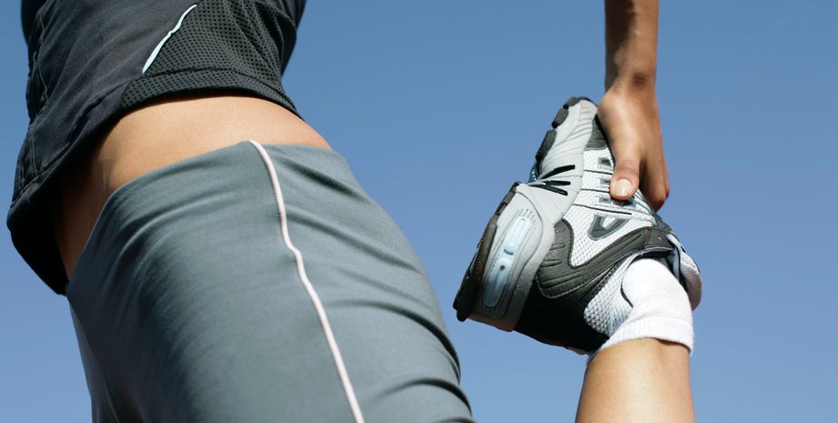 Які жіночі кросівки будуть модними у 2024 році