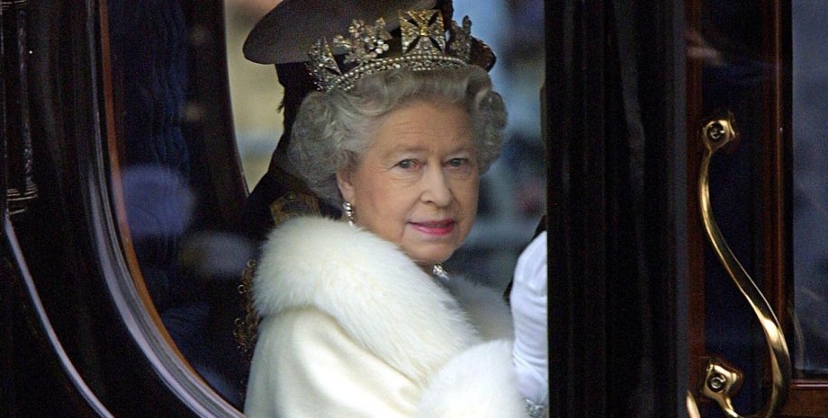 королева Елизавета II, королева елизавета, королева елизавета в кино, фильмы о королеве елизавете, кто играл королеву елизавету,