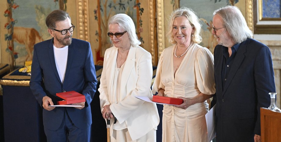 Група АВВА, возз'єднання, нагорода, посвята в лицарі