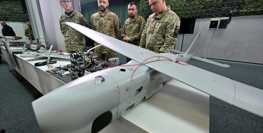 беспилотник, дрон, ударный дрон