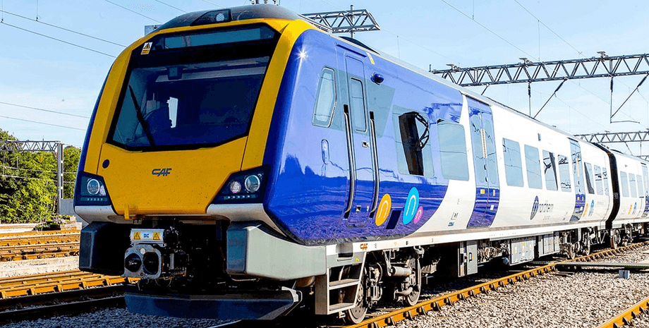 Поїзд, хлопчика викинули з поїзда, кондуктор викинув школяра, не дочекався квитка, налякав дітей, незадоволені батьки, нашкодив школяреві