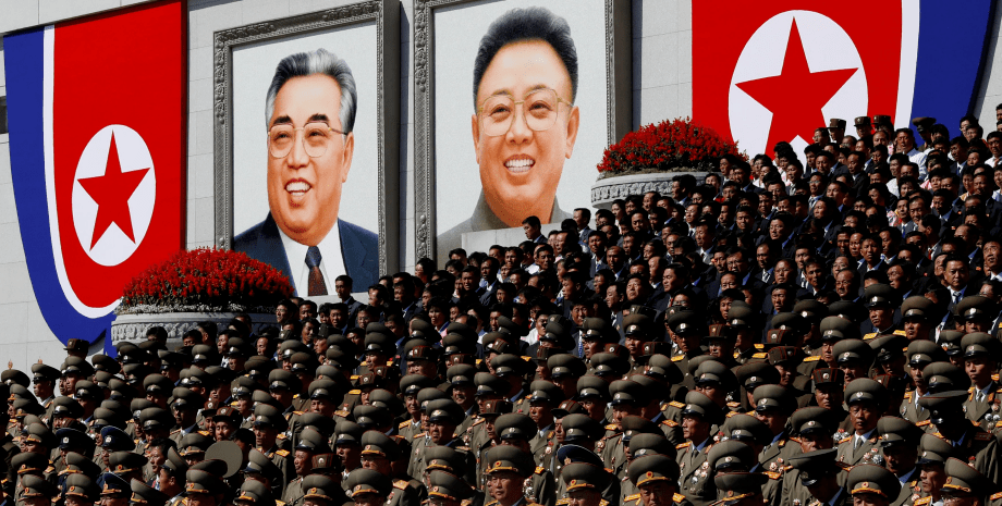 Ким Чен Ын, династия Ким, правящая династия, Северная Корея, правящая партия, защищать портреты от шторма, правитель
