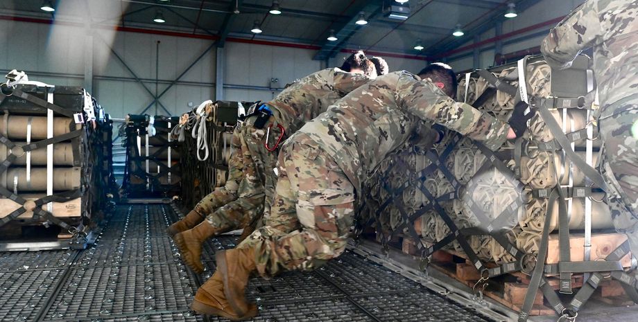 Україна отримуватиме військову допомогу від західних партнерів за іншою схемою, ніж було раніше, повідомив Шмигаль