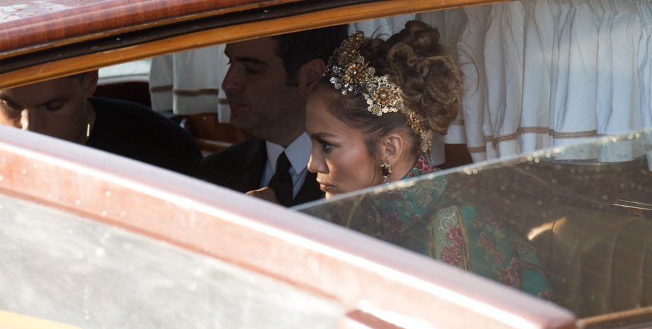 Дженніфер Лопес, човен, Венеція