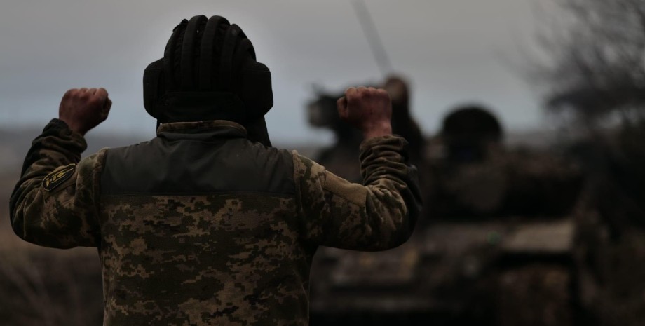 Украинский военный Украинские военные, ВСУ, Силы обороны, война РФ против Украины, войска Украины