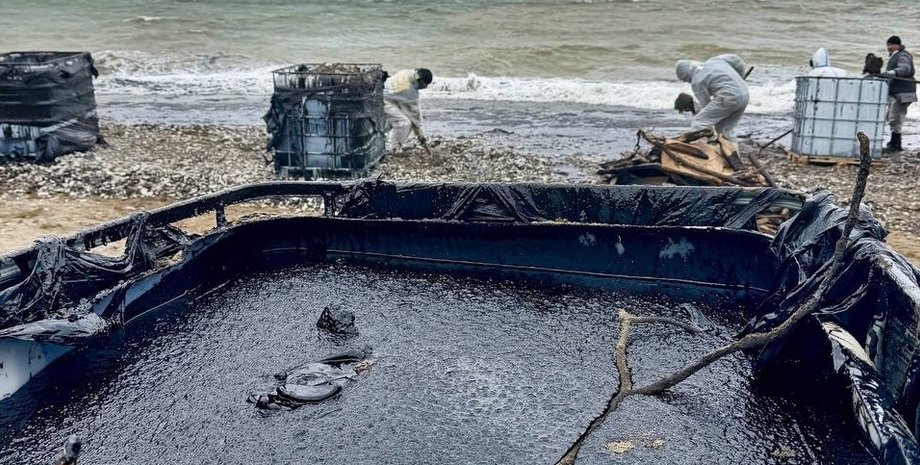 туапсе нафта на пляжі