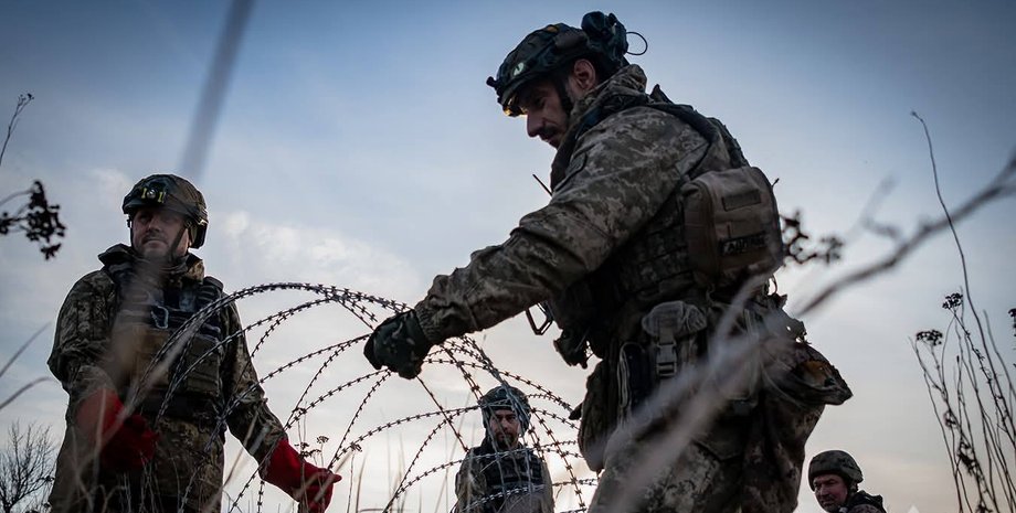 українські військові