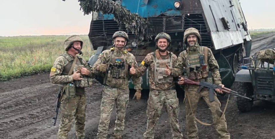 війна в україні, війна з росією, донеччина, кліщіївка, бойові медики, танк-черепаха
