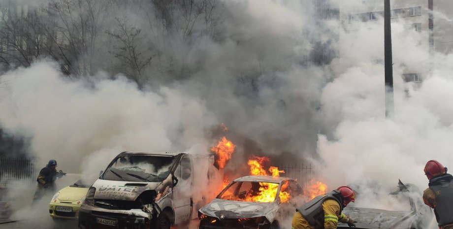 ракетний удар, київ ракетний удар, київ пожежа, рятувальники