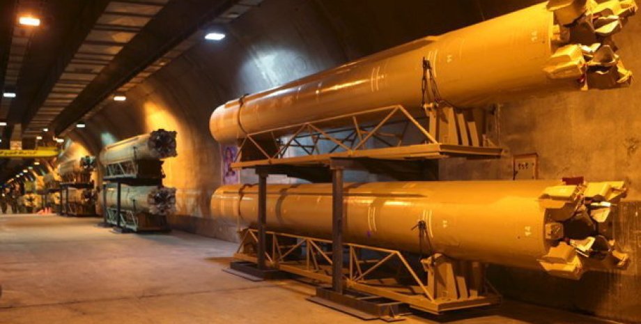 Баллистические ракеты в подземном хранилище в Иране / Фото: Reuters/farsnews.com