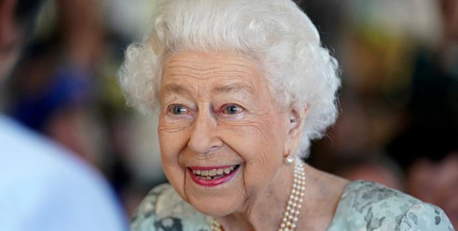 Елизавета Вторая