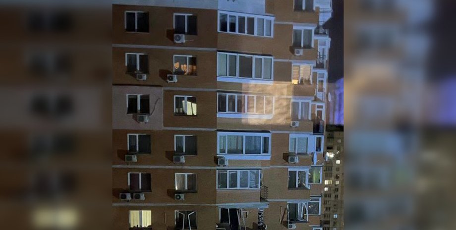 Взрыв пожар дом Троещина Киев спасатели хлопок