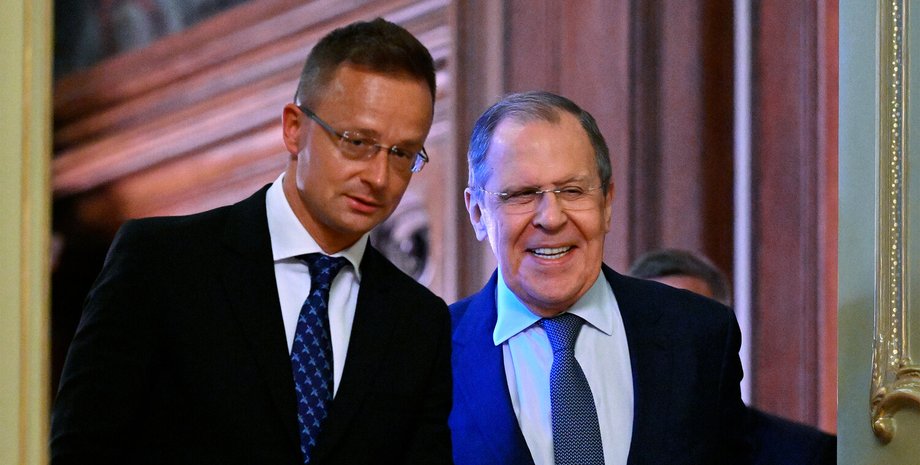 Петер Сійярто та Сергій Лавров Петер Сійярто та Сергій Лавров