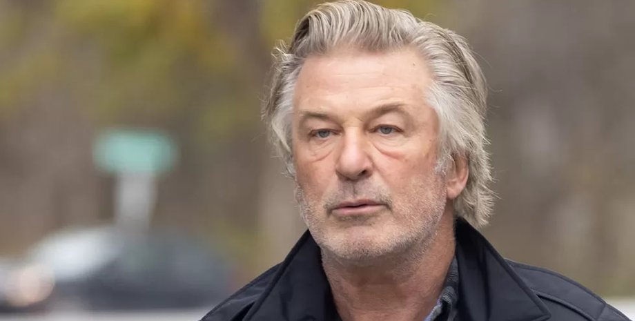 Алек Болдвін попав в аварію