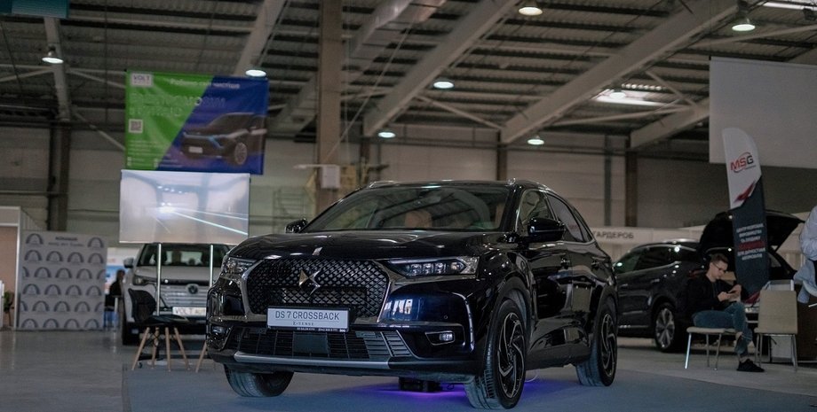 Plug-In Ukraine 2021, DS 7 Crossback E-Tense, гібрид