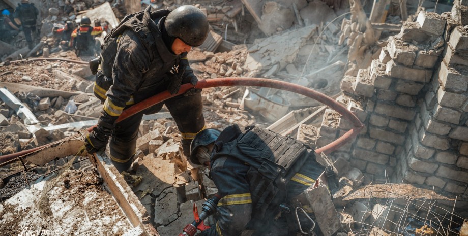 Місцева влада ввечері повідомила про вибухи у Харкові. Кількість постраждалих вн...