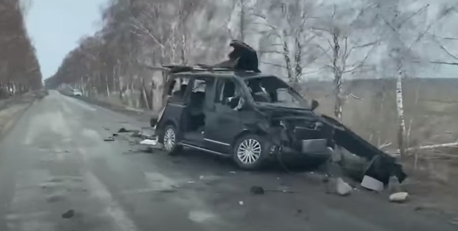 автомобиль, расстрелянное авто, война украина, трасса киевская область, убийства в автомобилях